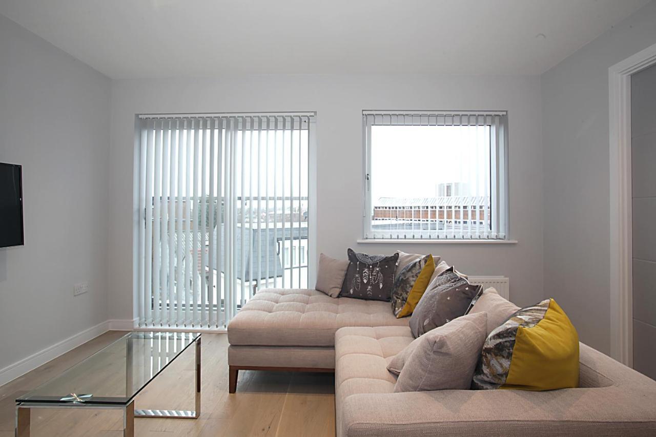 לוטון Foundry One Bedroom Apartments Close To Town Center מראה חיצוני תמונה