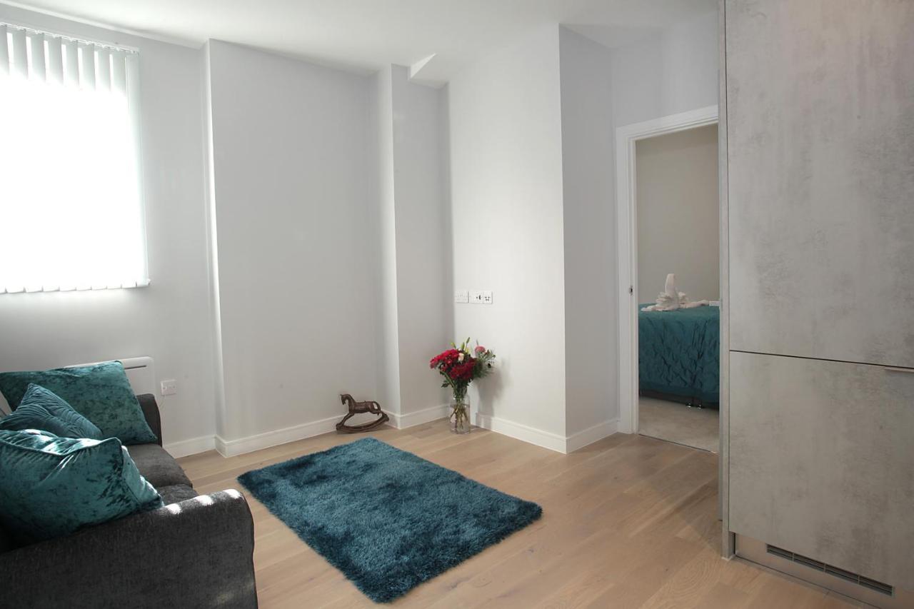 לוטון Foundry One Bedroom Apartments Close To Town Center מראה חיצוני תמונה