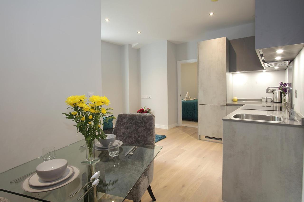 לוטון Foundry One Bedroom Apartments Close To Town Center מראה חיצוני תמונה